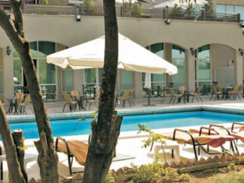 Century Park Отель 4*