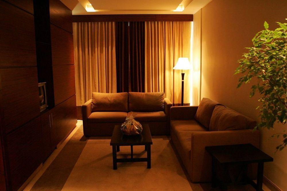 Century Park 4* Амман